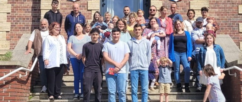 Accueil des bébés nés en 2023 et des jeunes nés en 2007